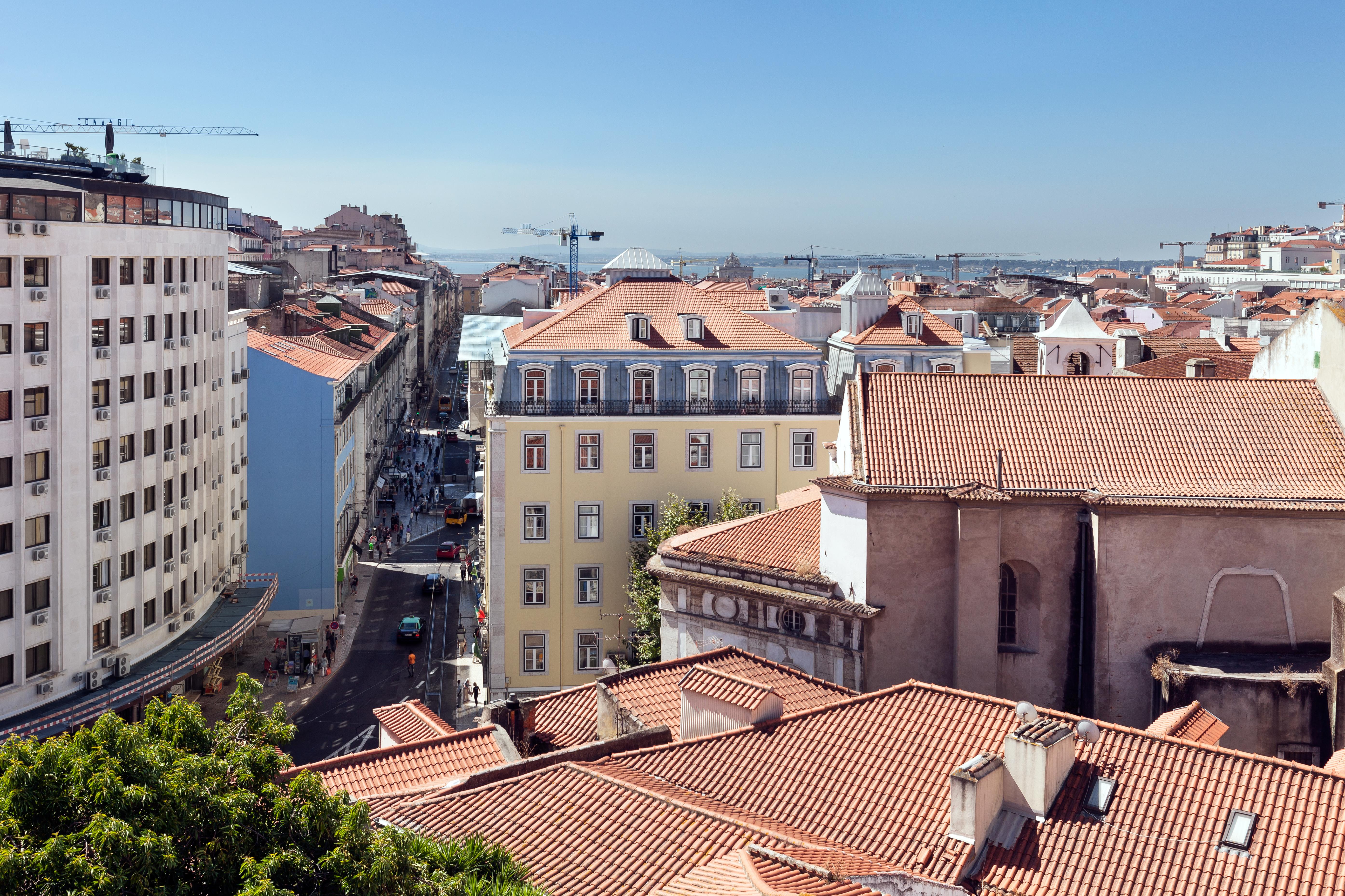 Hello Lisbon Teatro Nacional Apartments Exterior photo